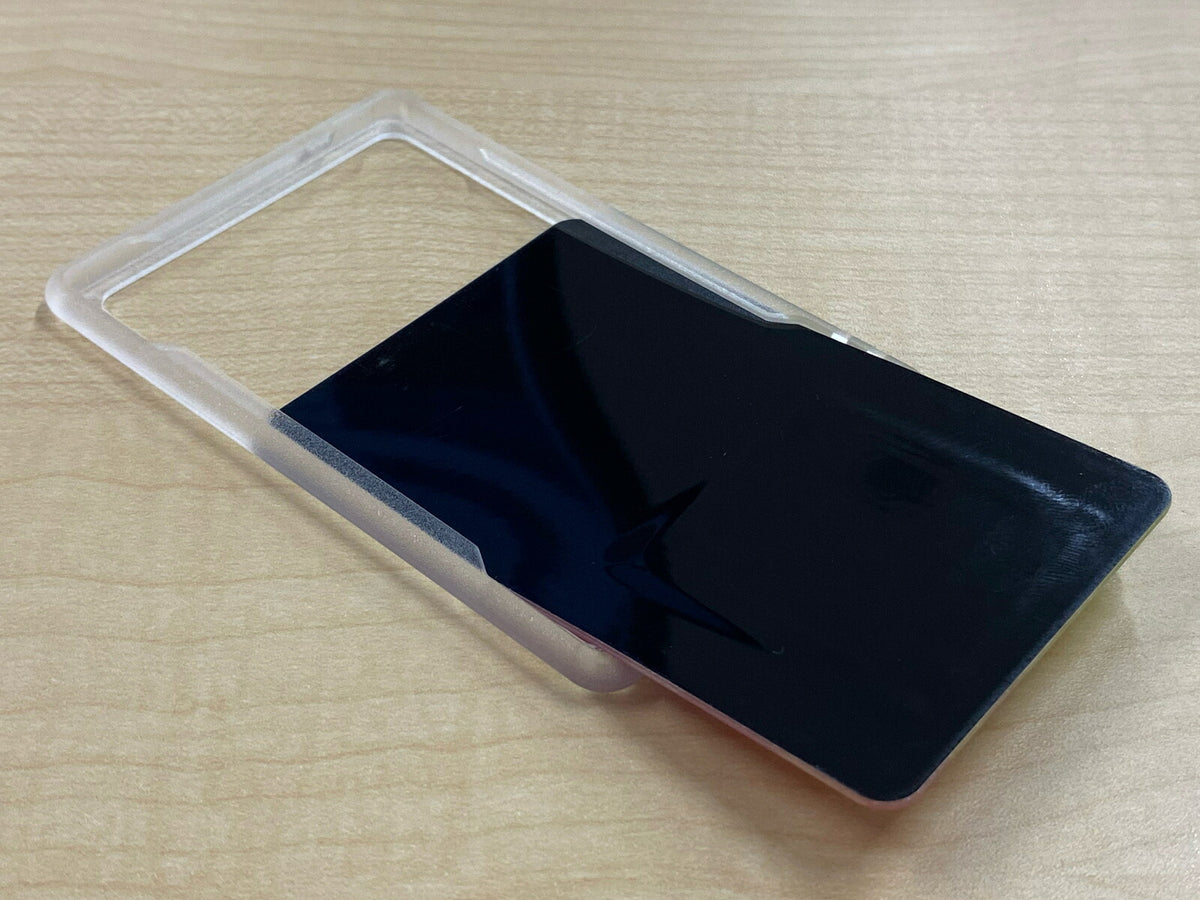 ICカードホルダー バンパータイプ ポリカーボネート製 ⇒ ※ピーカ用 カードホルダー ピーカ + 非接触型ICカード が収納可能 IDカードケース PIICA バンパーケース PC ストラップホール 付き