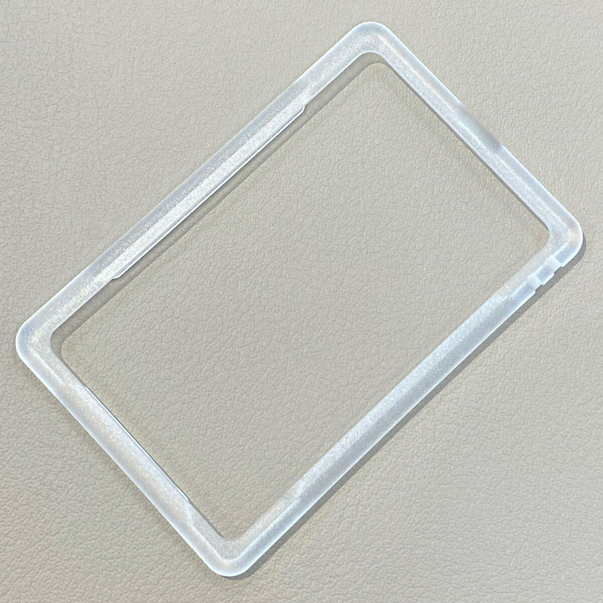 ICカードホルダー バンパータイプ ポリカーボネート製 ⇒ ※ピーカ用 カードホルダー ピーカ + 非接触型ICカード が収納可能 IDカードケース PIICA バンパーケース PC ストラップホール 付き